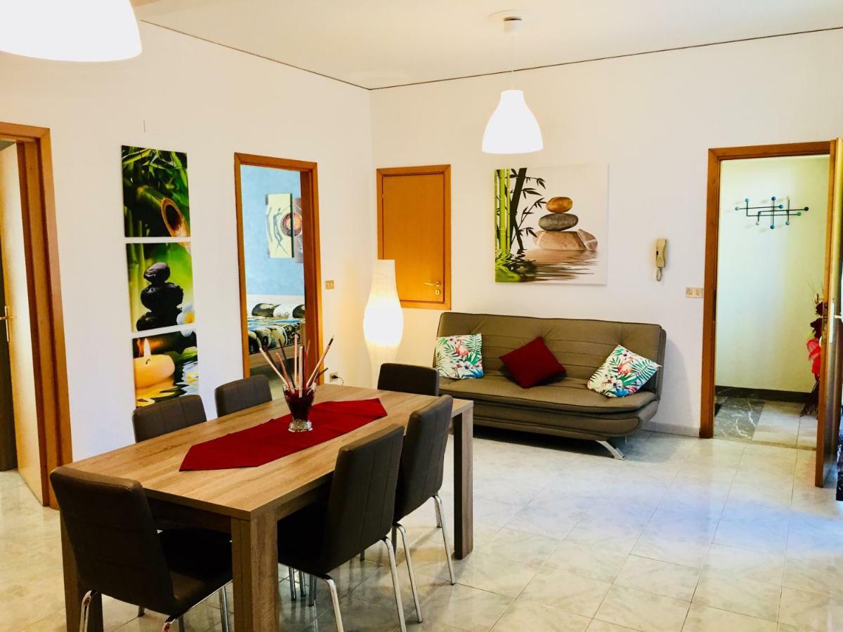 Casa F. I. Appartement Roccalumera Buitenkant foto
